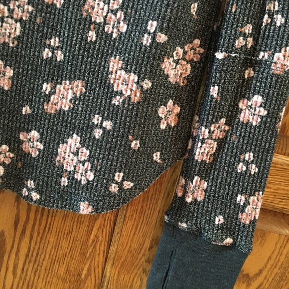 Free People Thermal - Picture 4 of 6